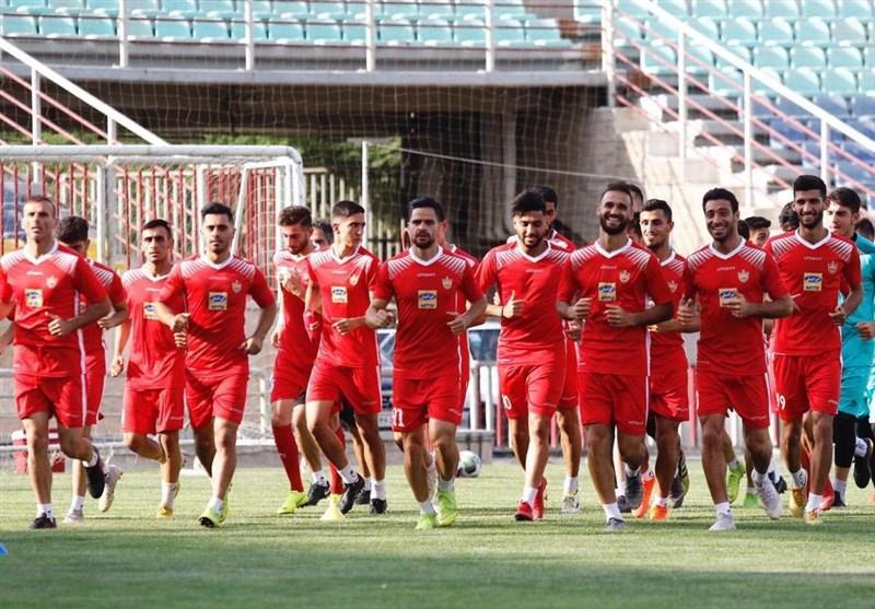 طاهرزاده: از بالا درباره پرسپولیس تصمیم گیری می شود و عرب طاهرزاده: از بالا درباره پرسپولیس تصمیم گیری می گردد و عرب یک مهره است، اگر تیم مهاجم زهردار نداشته باشد، ضربه می خورد
