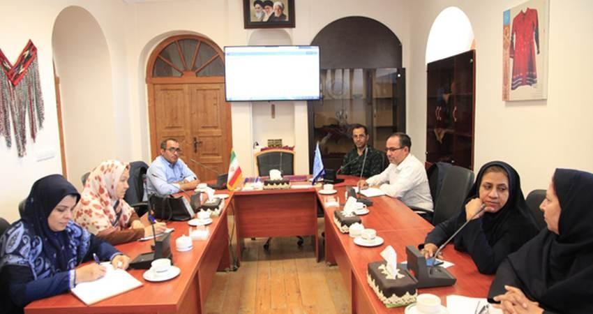 برگزاری کارگاه آموزشی سامانه هوشمند مجوزهای صنایع دستی برگزاری کارگاه آموزشی سامانه هوشمند مجوزهای صنایع دستی در استان گلستان