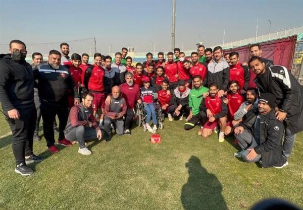 گزارش تمرین پرسپولیس، تشویق هوادار معلول و تمرین اختصاصی گزارش تمرین پرسپولیس، تشویق طرفدار معلول و تمرین اختصاصی 2 بازیکن، غیبت عالیشاه مقابل تراکتور