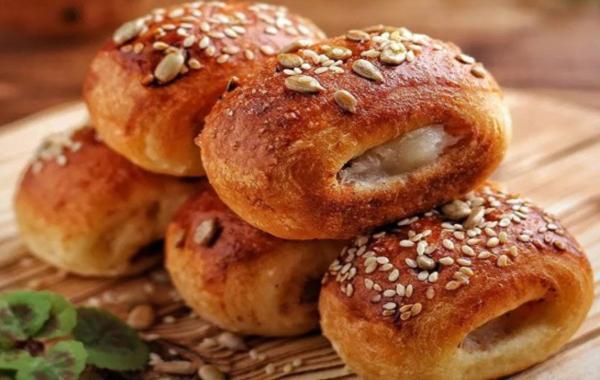 طرز تهیه شیرینی دانمارکی (گل محمدی) به شیوه قنادی طرز تهیه شیرینی دانمارکی (گل محمدی) به شیوه قنادی